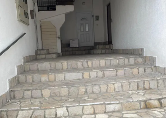 Happy In Old Town * Sarajevo