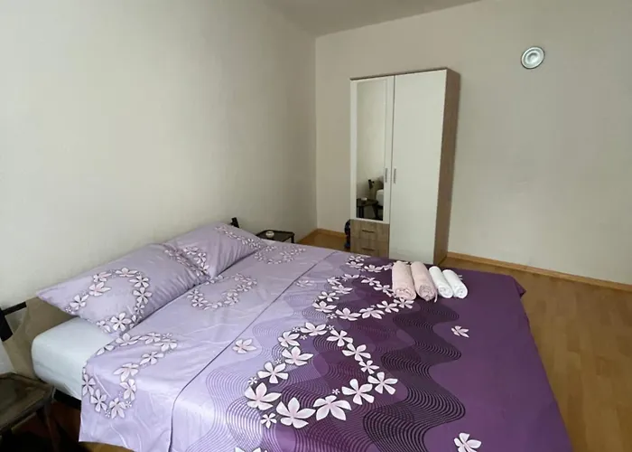 Happy In Old Town Apartment *